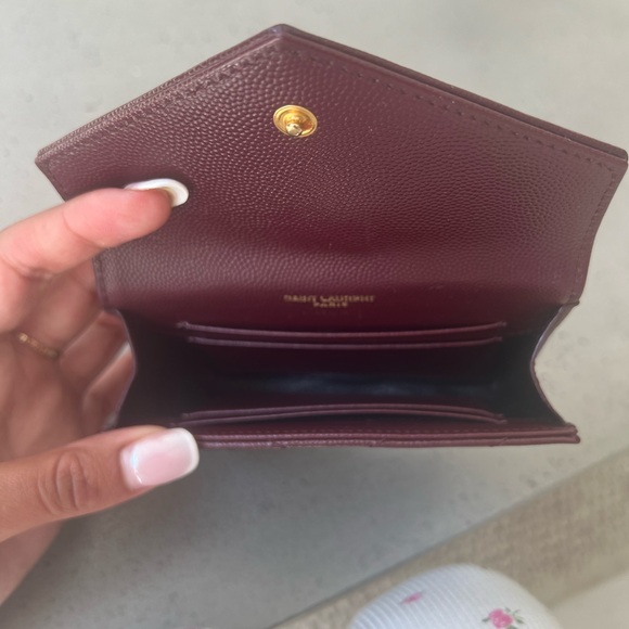 SOLD. Brand new AUTHENTIC YSL saint laurent wallet. Never used. Comes with box - Picture 6 of 9
